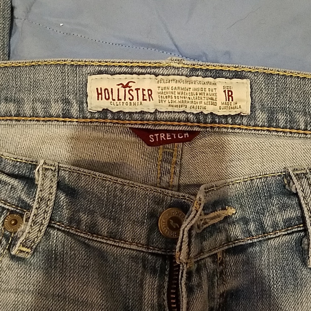 Hollister jeans